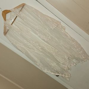 BKK Chance white lace shawl size s-xl